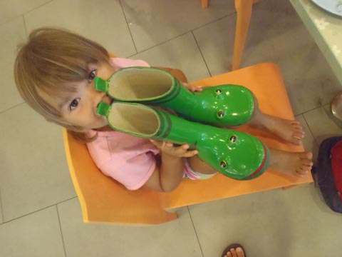 my new green froggy boots mummy got me